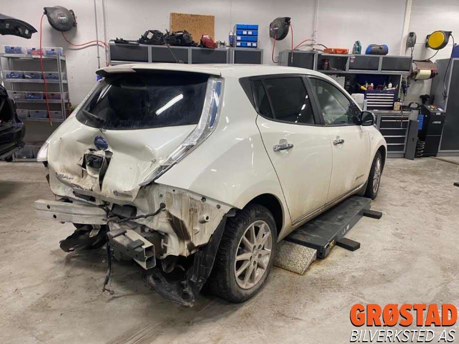 Nissan Leaf 2011-2017 (Type I) , Motorkode: EM57, Girkassekode: 