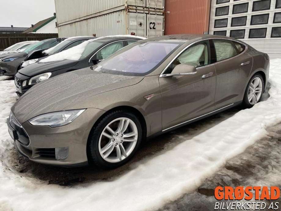Tesla Model S 2013-2016 (Fase 1) , Motorkode: L2S, Girkassekode: 