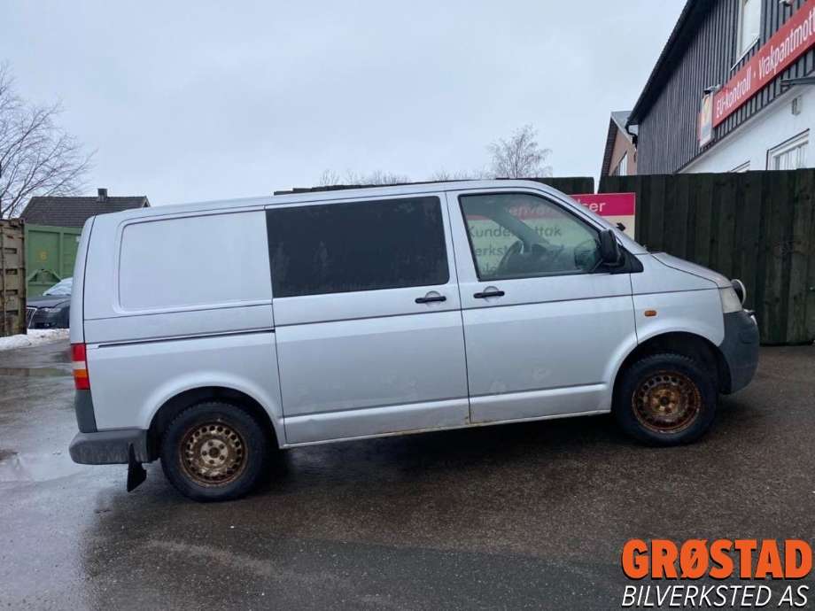 VW Transporter / Caravelle 2003-2009 (Fase 1) (T5) (T5), Motorkode: AXD, Girkassekode: HNC