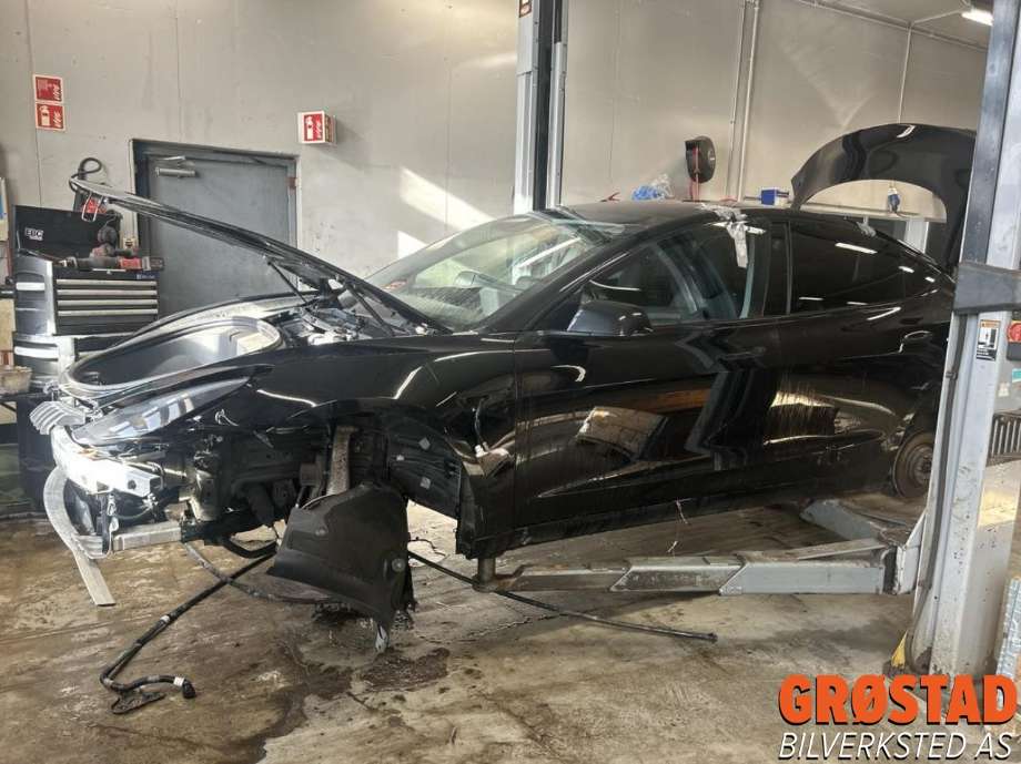 Tesla Model 3 2018-2023 (Fase 1) , Motorkode: 3D3|3D5, Girkassekode: 