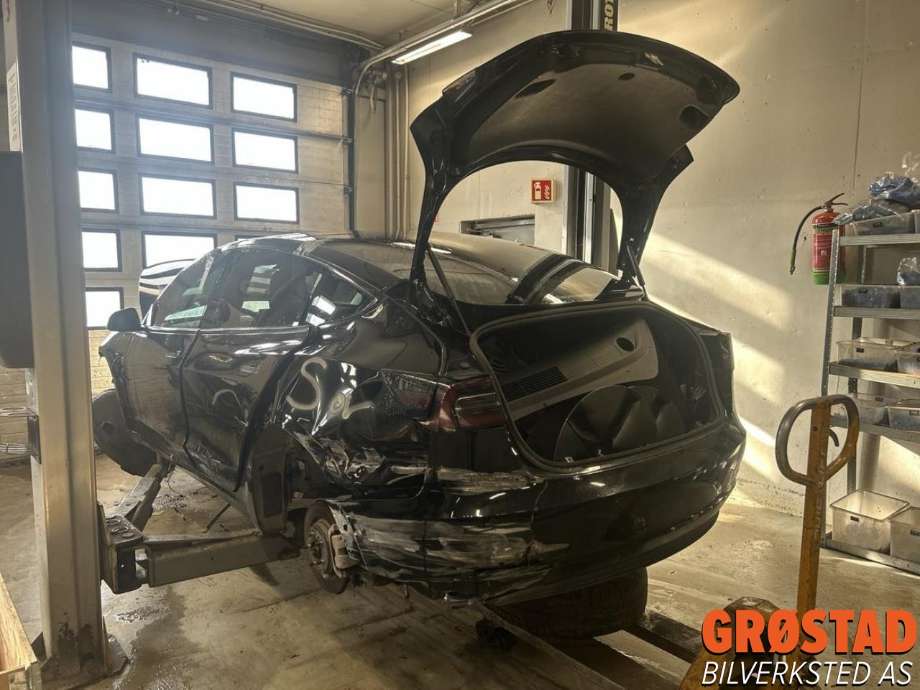 Tesla Model 3 2018-2023 (Fase 1) , Motorkode: 3D3|3D5, Girkassekode: 