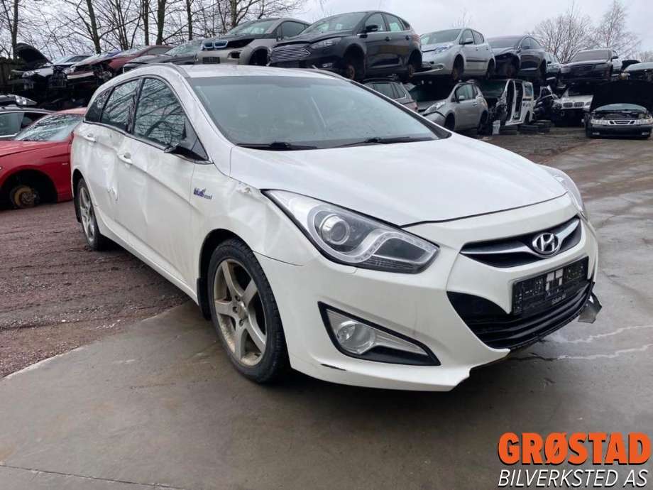 Hyundai i40 2012-2017 , Motorkode: D4FD, Girkassekode: 
