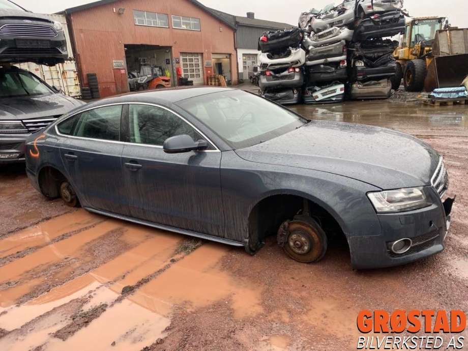 Audi A5 2007-2016 (Type I) , Motorkode: CAHA, Girkassekode: LLR