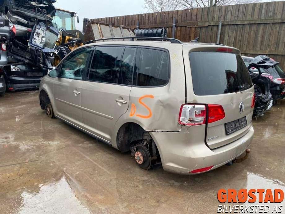 VW Touran 2010-2015 (Type I, Fase 3) , Motorkode: CAYC, Girkassekode: MFR