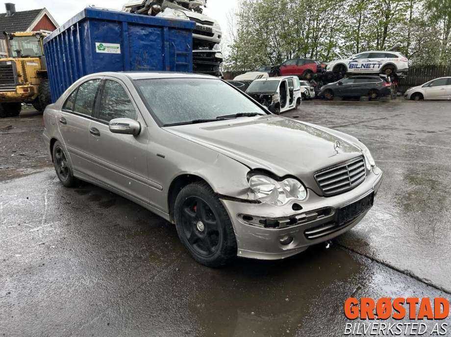 Mercedes C-Klasse 2004-2007 (Fase 2) (W203) (W203), Motorkode: 271946, Girkassekode: