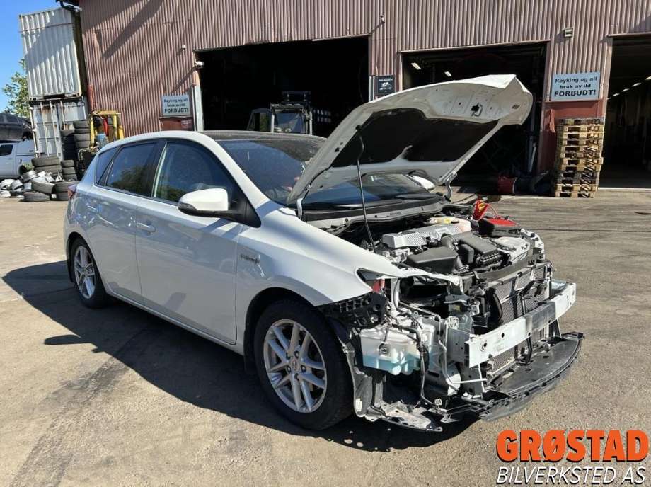 Toyota Auris 2015-2019 (Type II, Fase 2) , Motorkode: 2ZR-FXE, Girkassekode: