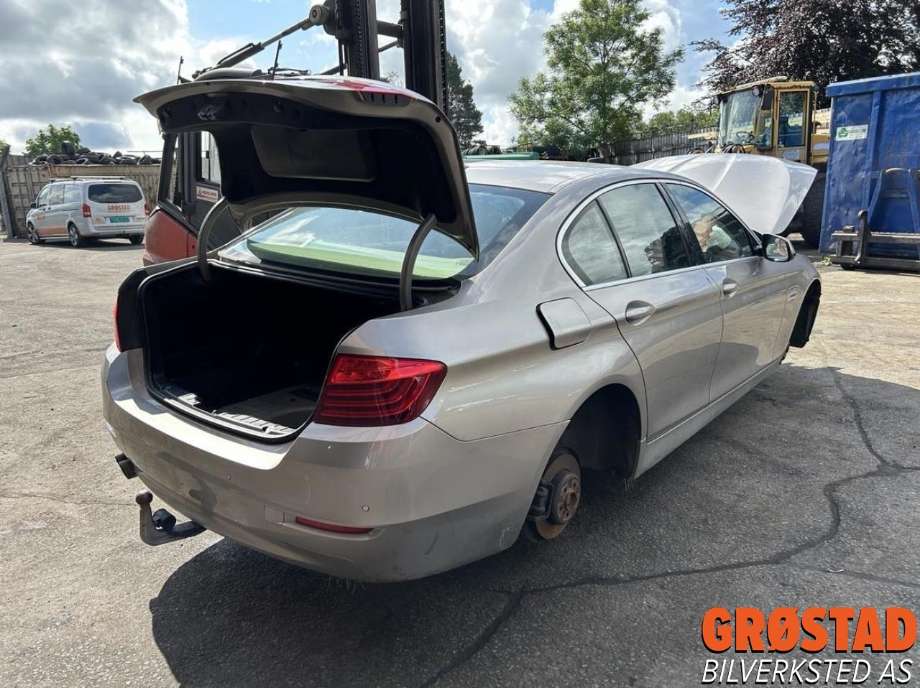 BMW 5-Serie 2010-2017 (F10/F11) (F10/F11), Motorkode: N47D20C, Girkassekode: 