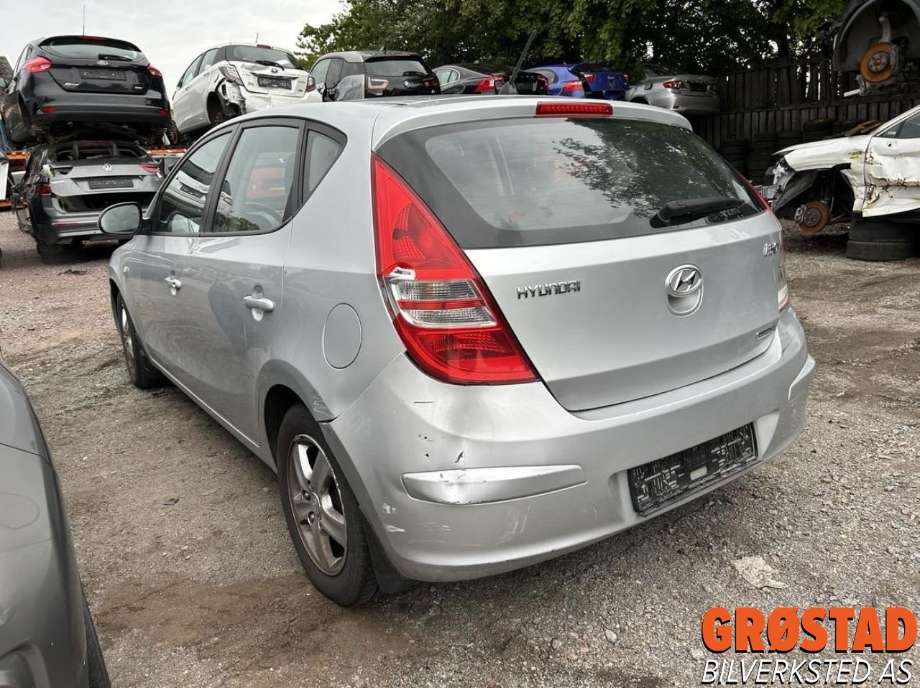 Hyundai i30 2007-2012 (Type I) , Motorkode: D4FB-F, Girkassekode: 