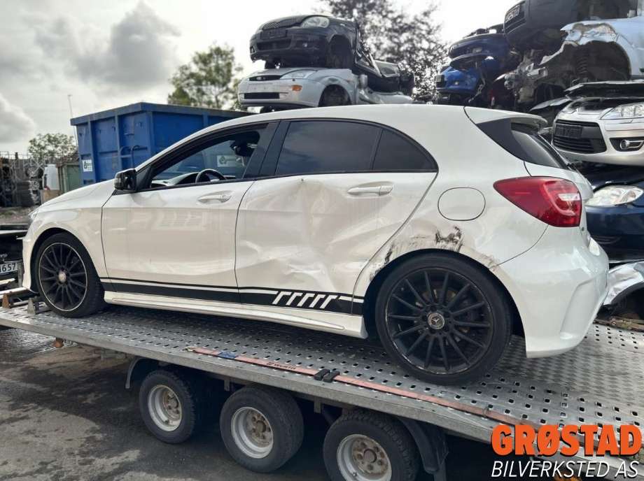 Mercedes A-Klasse 2012-2018 (W176) (W176), Motorkode: 270910, Girkassekode: 