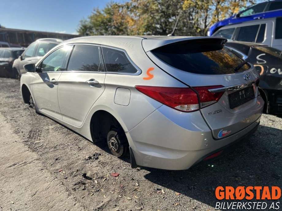 Hyundai i40 2012-2017 , Motorkode: D4FD, Girkassekode: 