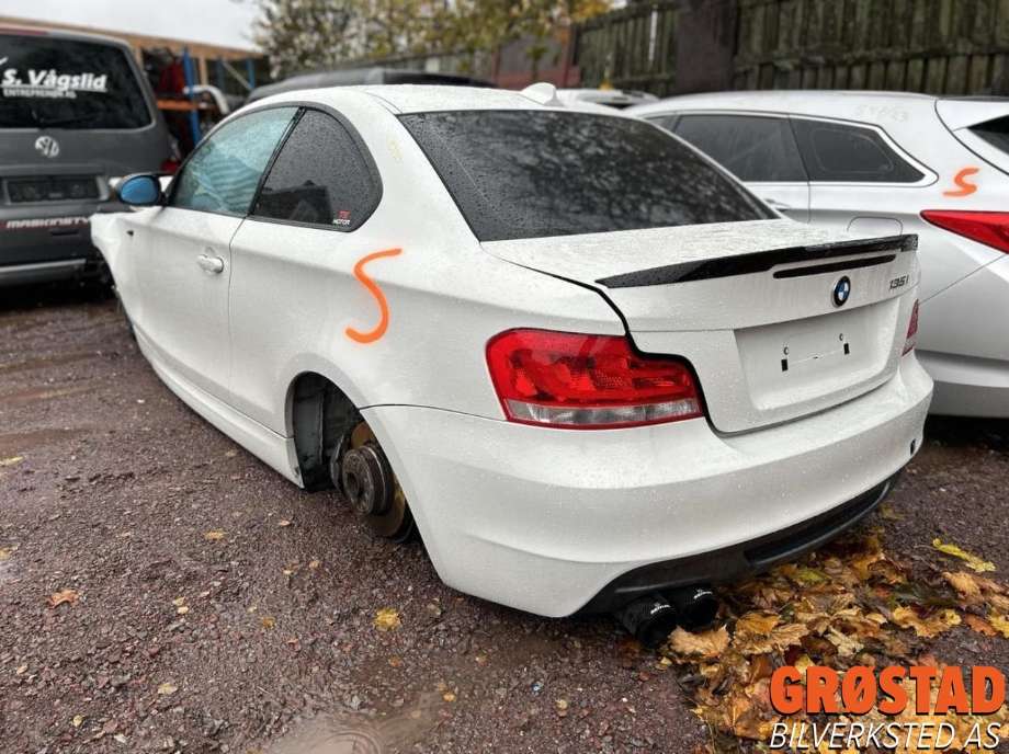 BMW 1-Serie 2004-2011 (E81/E82/E87/E88) (E81/E82/E87/E88), Motorkode: N54B30A, Girkassekode: