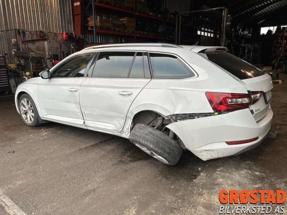 Škoda Superb 2015-->> (Type III) , Motorkode: DFGA, Girkassekode: QGN