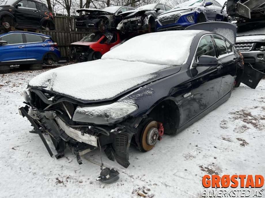 BMW 5-Serie 2010-2017 (F10/F11) (F10/F11), Motorkode: N53B30A, Girkassekode: 