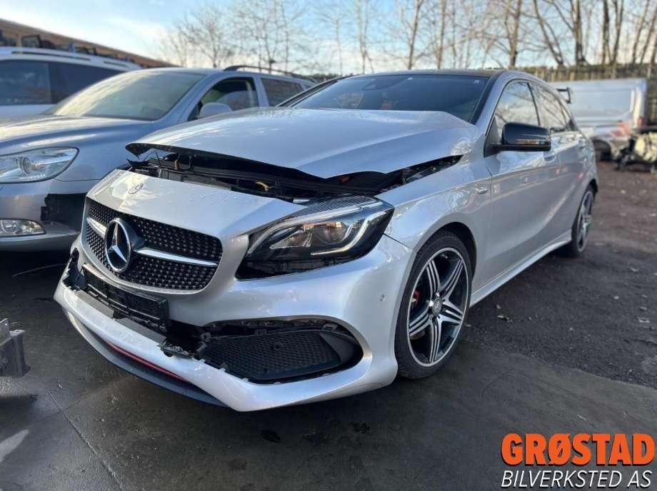 Mercedes A-Klasse 2012-2018 (W176) (W176), Motorkode: 270920, Girkassekode: 