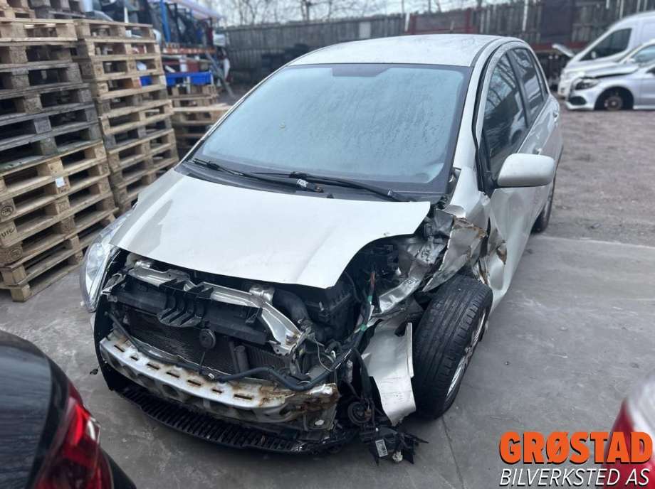 Toyota Yaris 2009-2011 (Type II, Fase 2) , Motorkode: 1ND-TV, Girkassekode: 