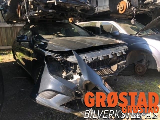 Mercedes CLA 2013-2019 (C117) (C117), Motorkode: M 270.910, Girkassekode: 