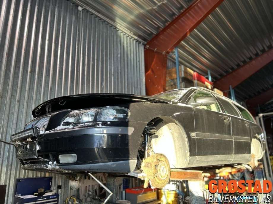 Volvo V70 2000-2004 (Type II, Fase 1) , Motorkode: B5204T5, Girkassekode: 