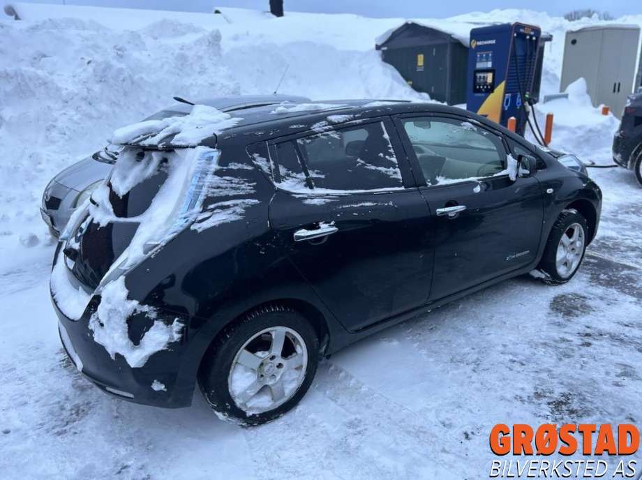 Nissan Leaf 2011-2017 (Type I) , Motorkode: EM61, Girkassekode: 