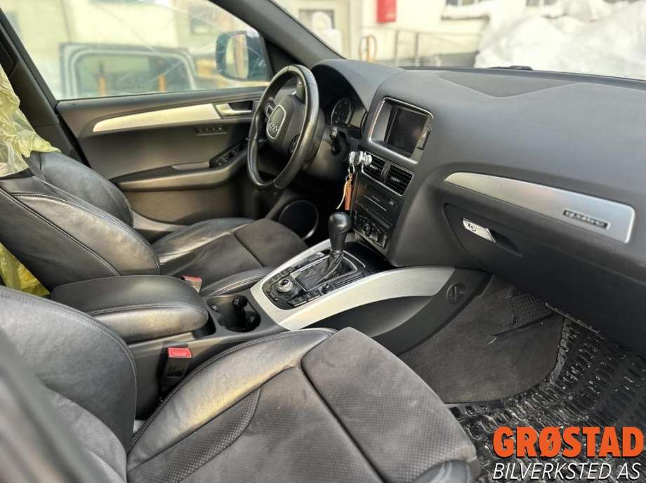 Audi Q5 2008-2012 (Type I, Fase 1) , Motorkode: CAHA, Girkassekode: LTC