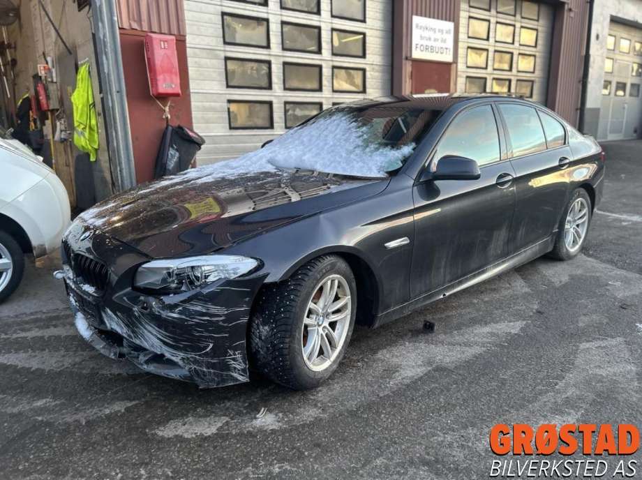 BMW 5-Serie 2010-2017 (F10/F11) (F10/F11), Motorkode: N47D20C, Girkassekode: 