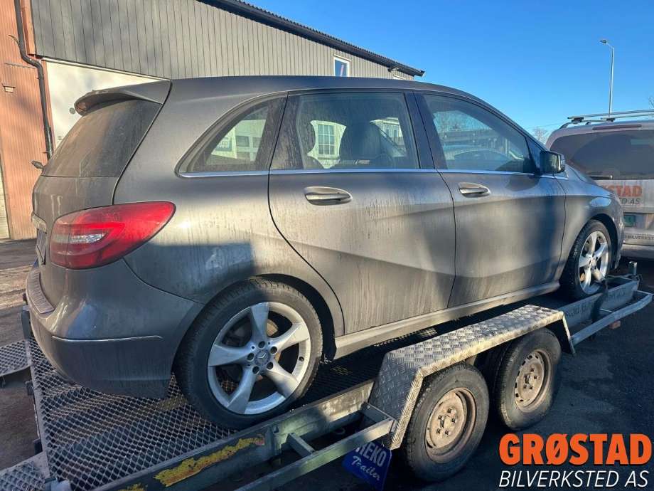 Mercedes B-Klasse 2011-2018 (W246) (W246), Motorkode: 270910, Girkassekode: 