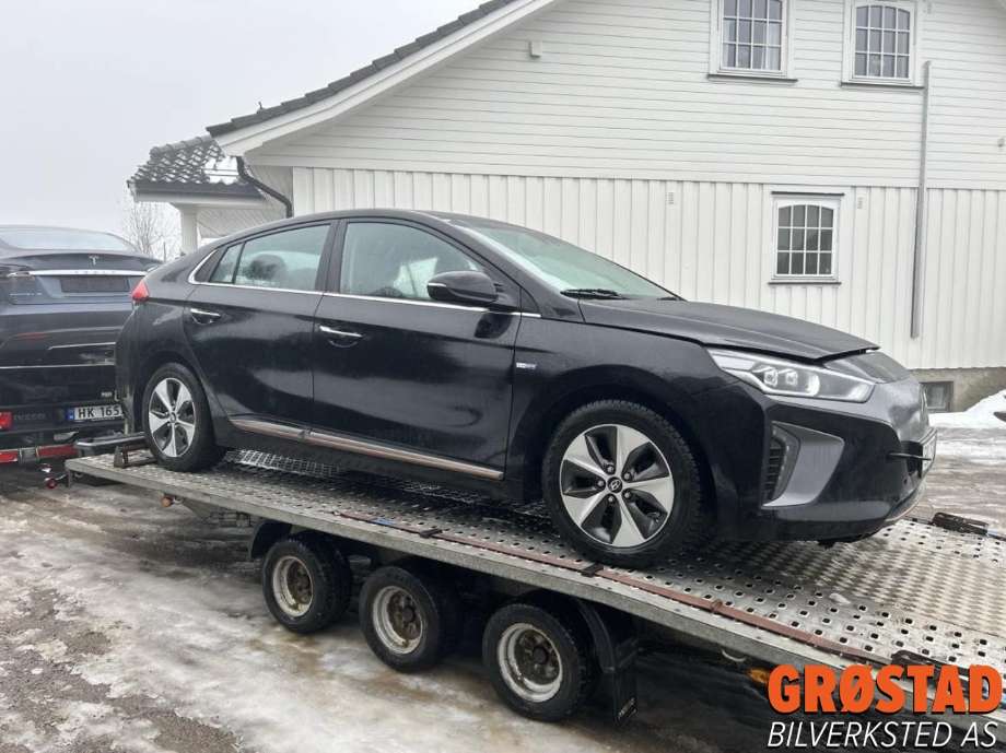 Hyundai Ioniq Electric 2016-2019 (Fase 1) , Motorkode: EM09, Girkassekode: 