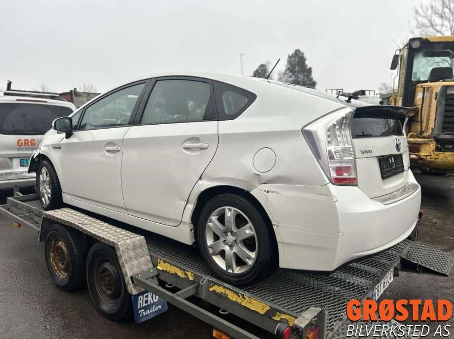 Toyota Prius 2009-2016 (Type III) (COMBI) (COMBI), Motorkode: 2ZR-FXE, Girkassekode: 