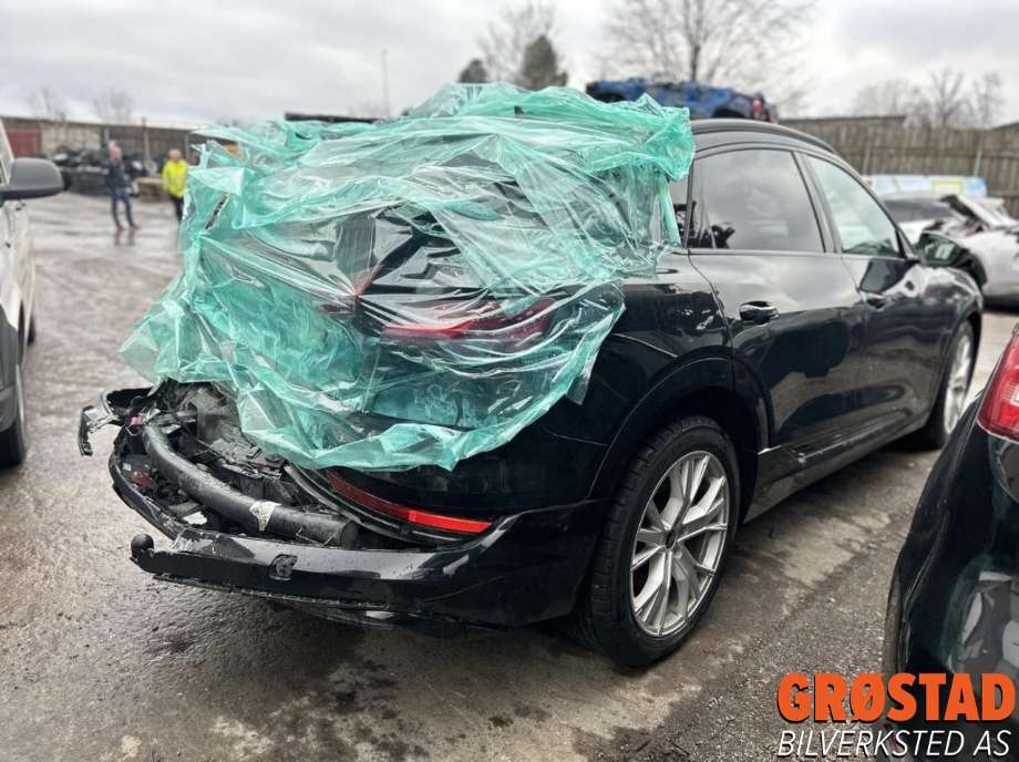 Audi e-tron 2018-->> , Motorkode: EAS|EAW, Girkassekode: 