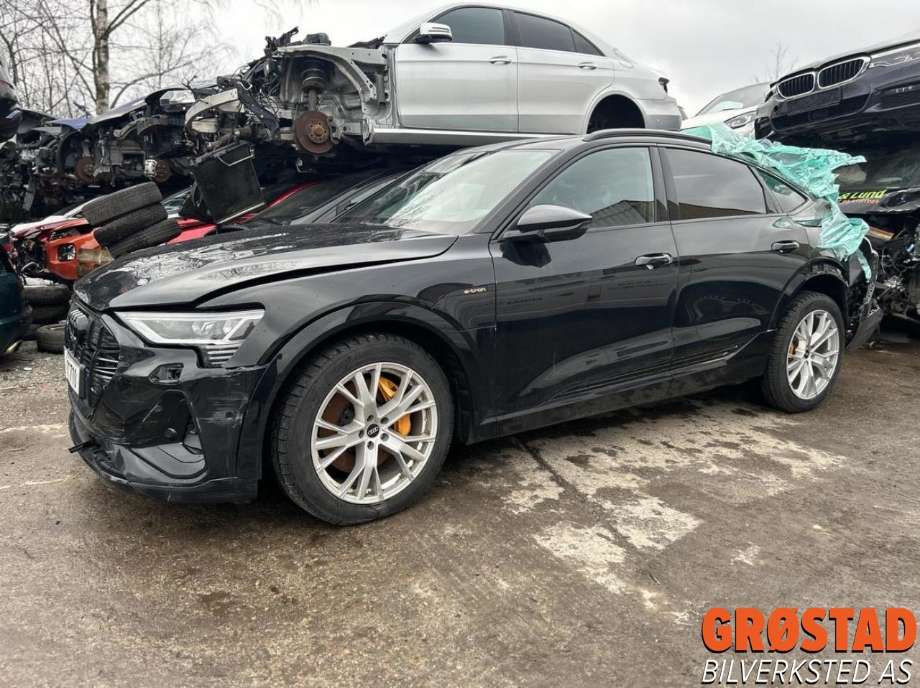 Audi e-tron 2018-->> , Motorkode: EAS|EAW, Girkassekode: 
