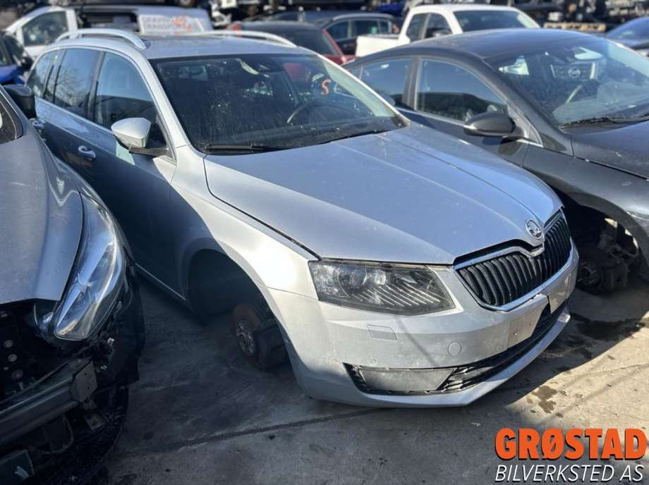 Škoda Octavia 2013-2016 (Type III, Fase 1) , Motorkode: CLHA, Girkassekode: PMZ