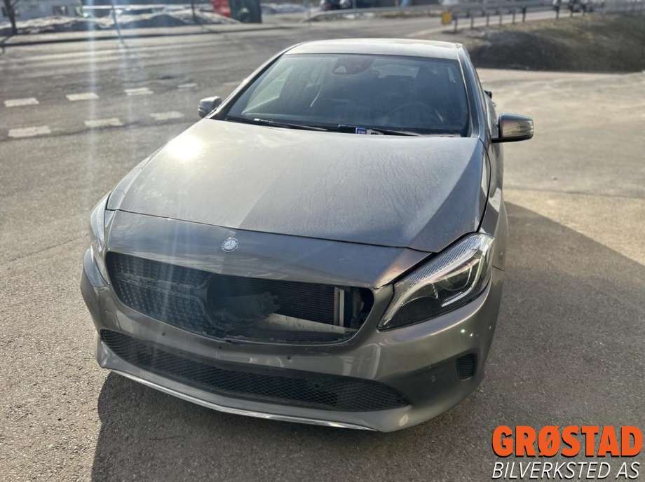 Mercedes A-Klasse 2012-2018 (W176) (W176), Motorkode: 270910, Girkassekode: 