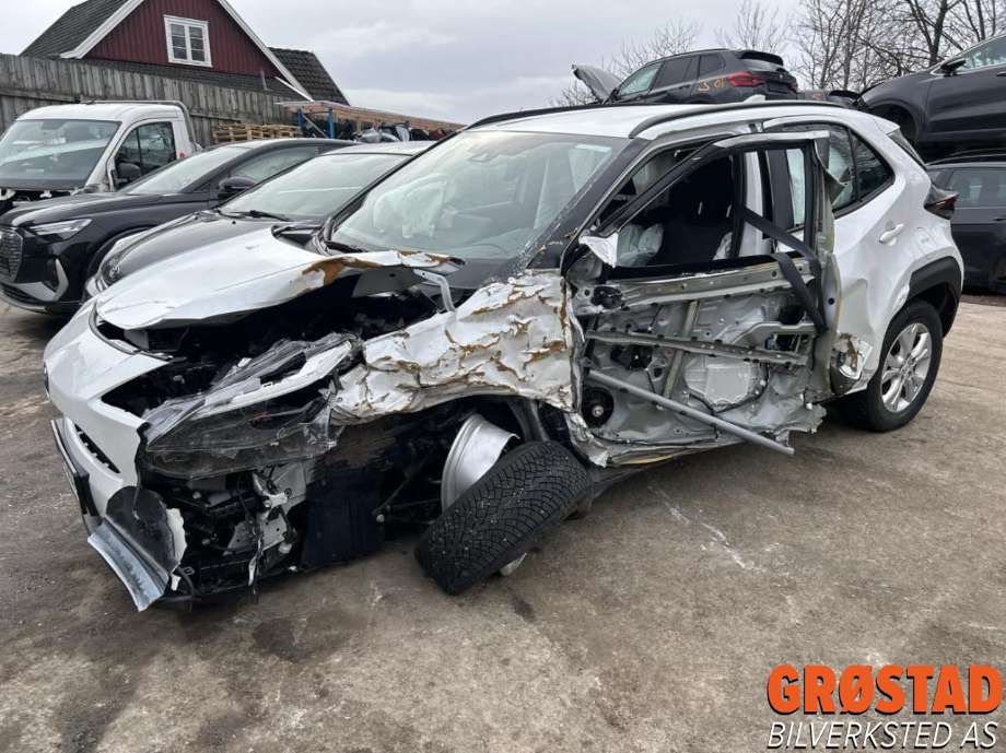 Toyota Yaris Cross (SUV) 2021-->> , Motorkode: M15A, Girkassekode: 