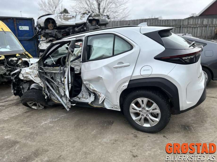 Toyota Yaris Cross (SUV) 2021-->> , Motorkode: M15A, Girkassekode: 