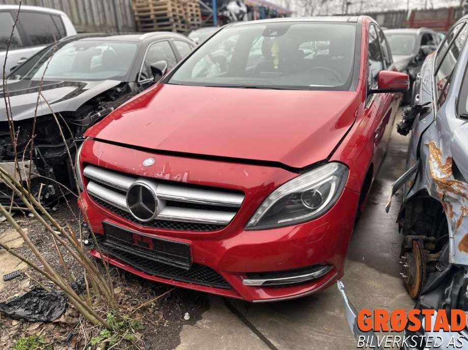 Mercedes B-Klasse 2011-2018 (W246) (W246), Motorkode: 651901, Girkassekode:
