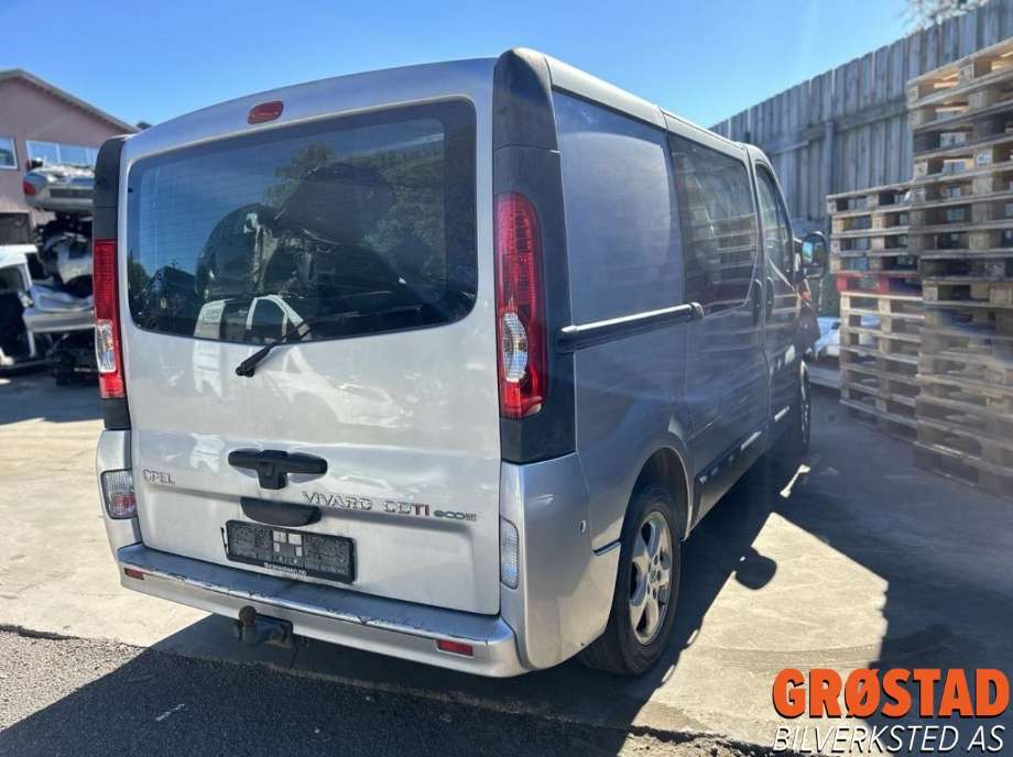Opel Vivaro A 2006-2014 , Motorkode: M9R F6, Girkassekode: