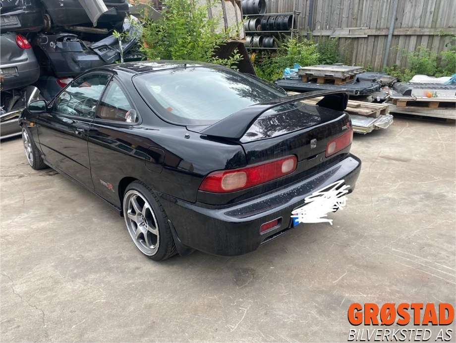 Honda Integra 1998-2000 , Motorkode: B18C6, Girkassekode: 