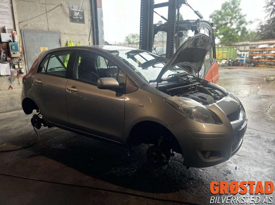 Toyota Yaris 2009-2011 (Type II, Fase 2) , Motorkode: 1ND-TV, Girkassekode: 