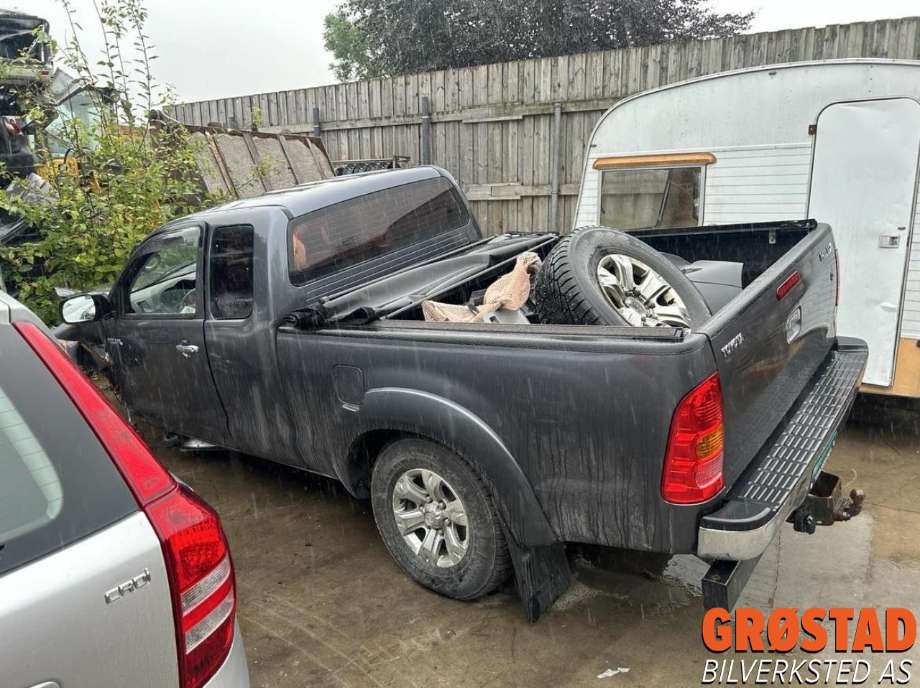 Toyota Hilux 2006-2011 , Motorkode: 2KD-FTV, Girkassekode: