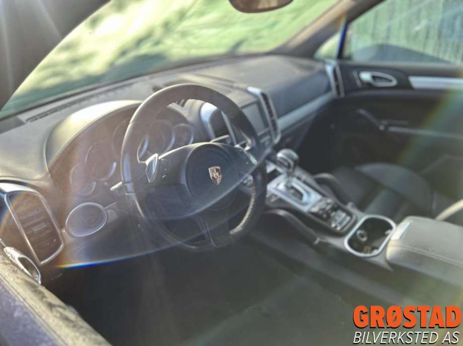 Porsche Cayenne 2010-2017 (92A) (92A), Motorkode: CRCB, Girkassekode: A5904