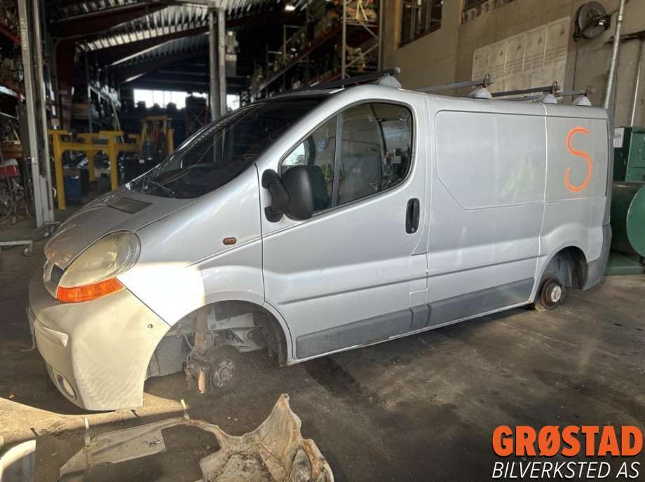 Renault Trafic 2006-2014 , Motorkode: F9QU7, Girkassekode: 
