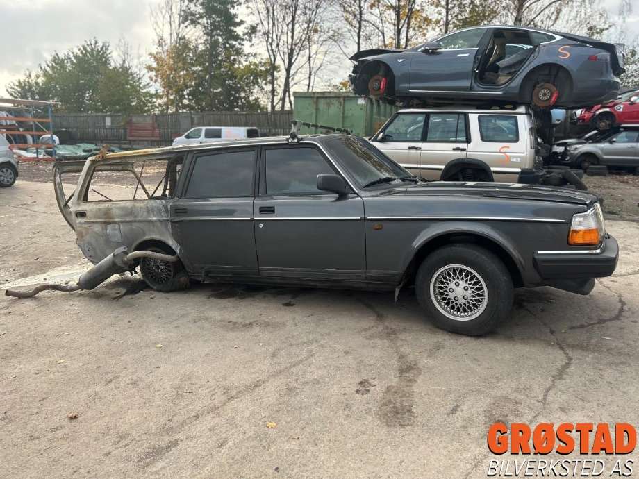 Volvo 240 1988-1993 , Motorkode: B230F, Girkassekode: