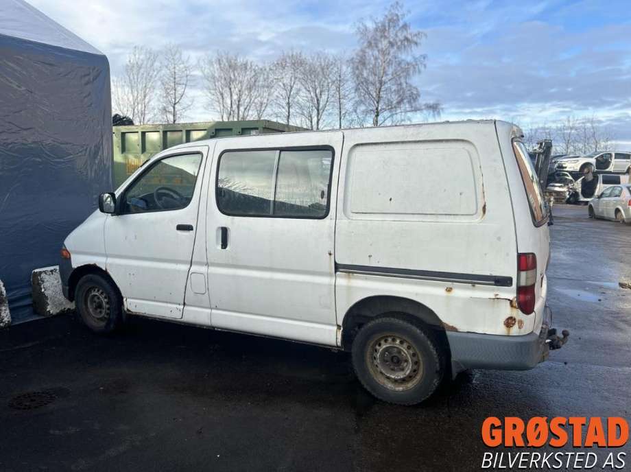 Toyota Hiace 2001-2006 (Fase 2) , Motorkode: 2KD-FTV, Girkassekode: 