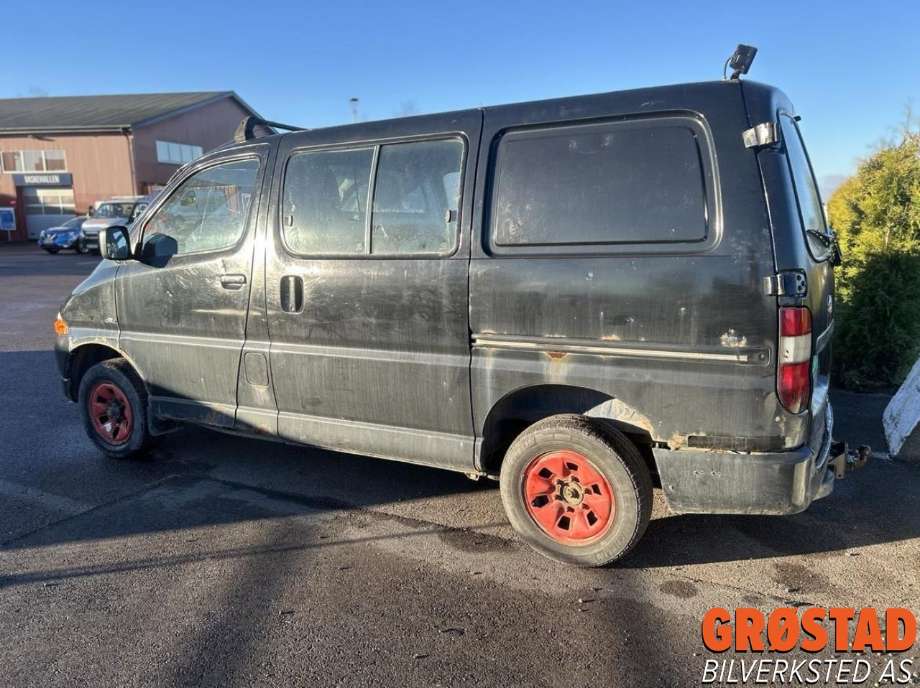 Toyota Hiace 2001-2006 (Fase 2) , Motorkode: 2KD-FTV, Girkassekode: