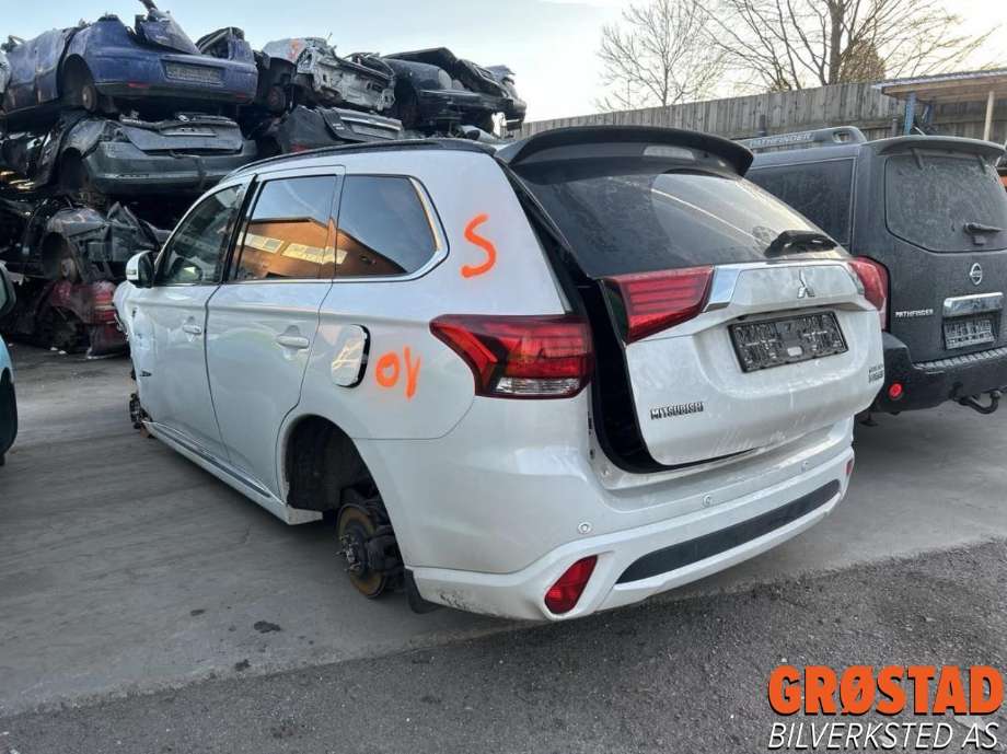 Mitsubishi Outlander 2015-->> (Type III, Fase 2) , Motorkode: 4B11|S61|Y61, Girkassekode: 