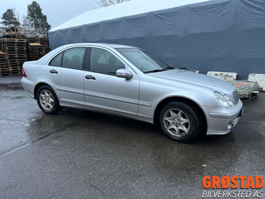 Mercedes C-Klasse 2004-2007 (Fase 2) (W203) (W203), Motorkode: 646 963, Girkassekode: 