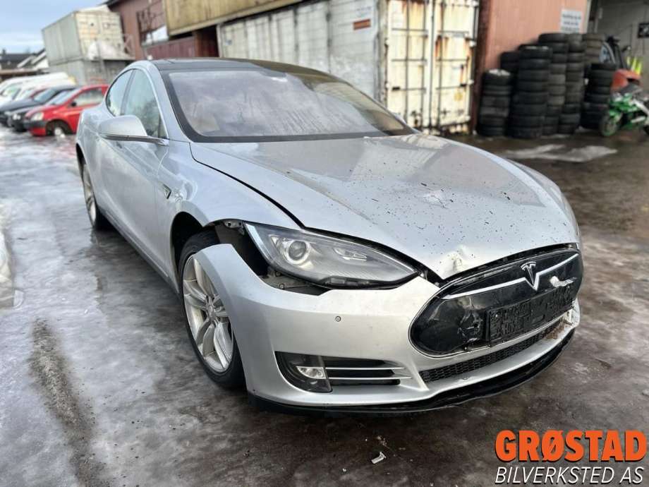 Tesla Model S 2013-2016 (Fase 1) , Motorkode: L1S, Girkassekode: 