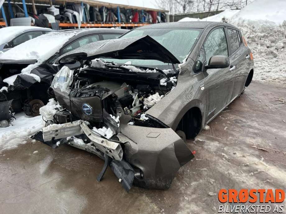 Nissan Leaf 2011-2017 (Type I) , Motorkode: EM57, Girkassekode: 