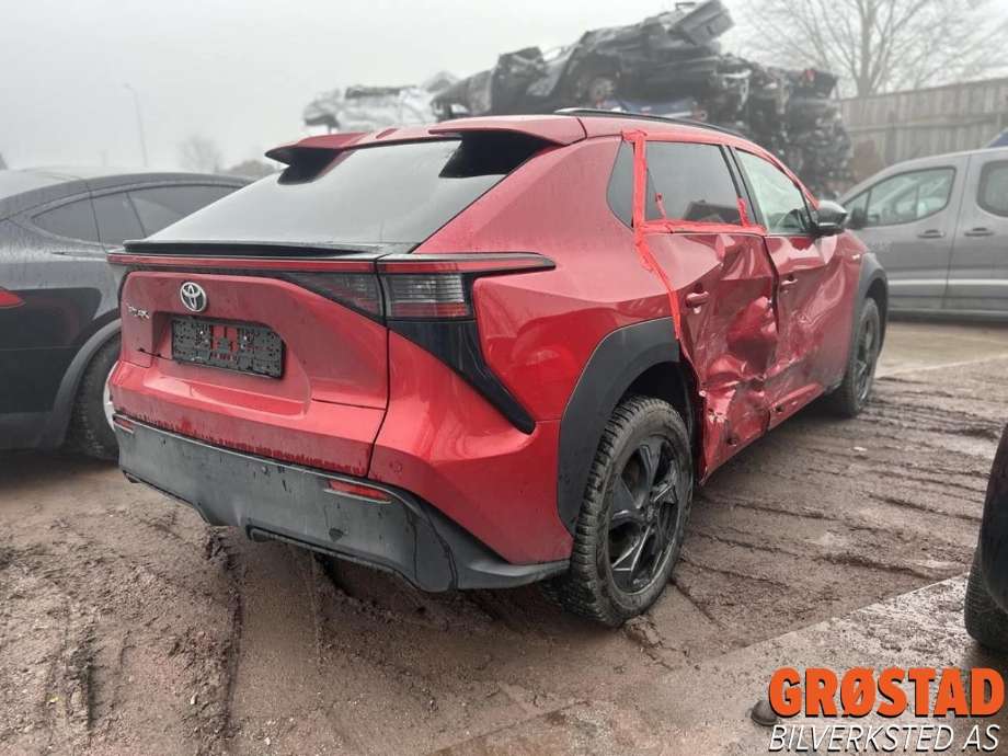 Toyota bZ4X 2022-->> , Motorkode: 1XM, Girkassekode: