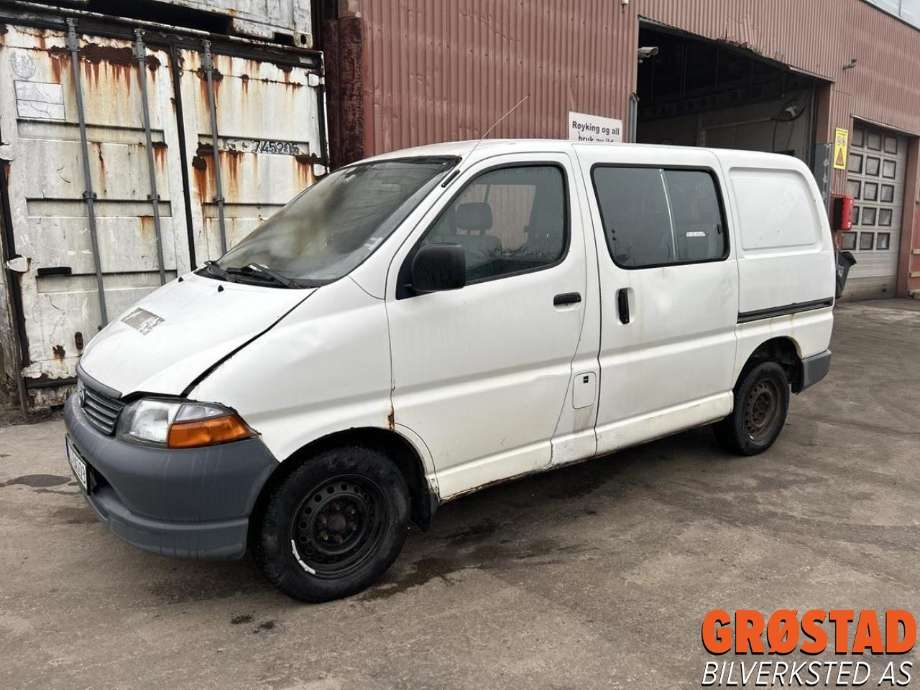 Toyota Hiace 2001-2006 (Fase 2) , Motorkode: 2KD-FTV, Girkassekode: