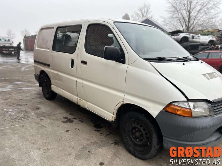 Toyota Hiace 2001-2006 (Fase 2) , Motorkode: 2KD-FTV, Girkassekode: